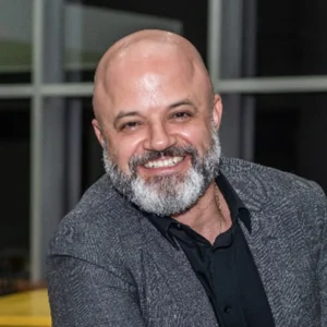 célio oliveira
