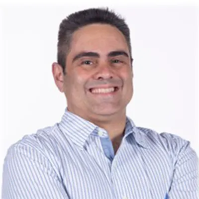 palestrantes e painelistas claudio carvajal